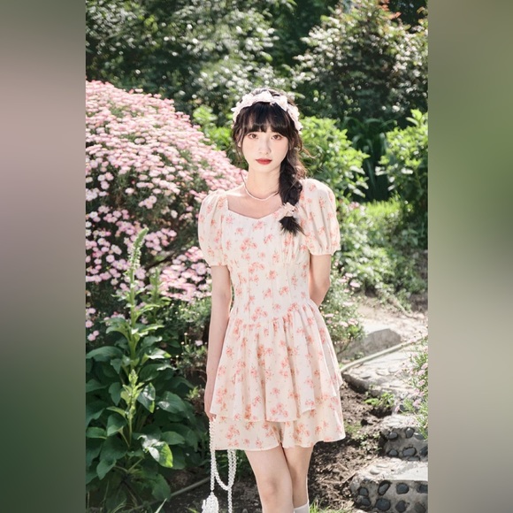 NWT LEDiN - Korean Style Red Flowers Print dress - Picture 3 of 4